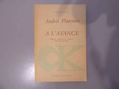 À l'avance (Collection Classiques slaves)